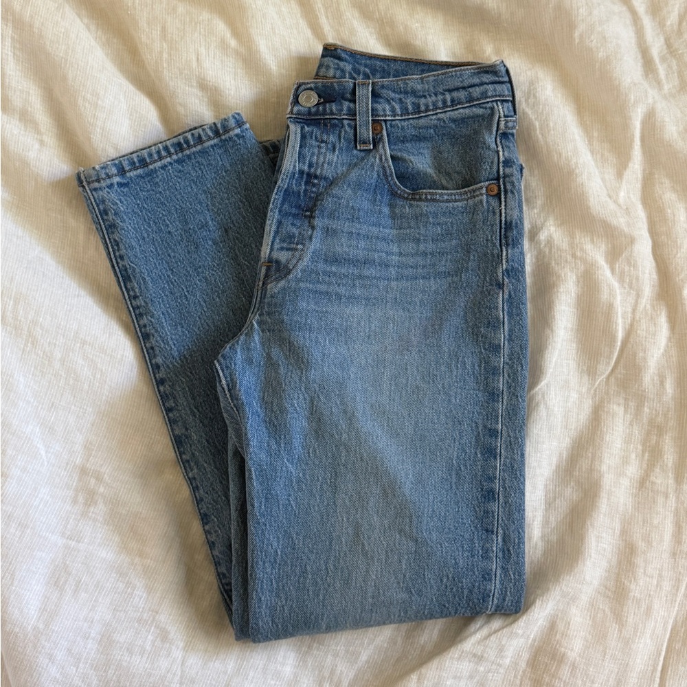 Levi’s 501 crop size 25